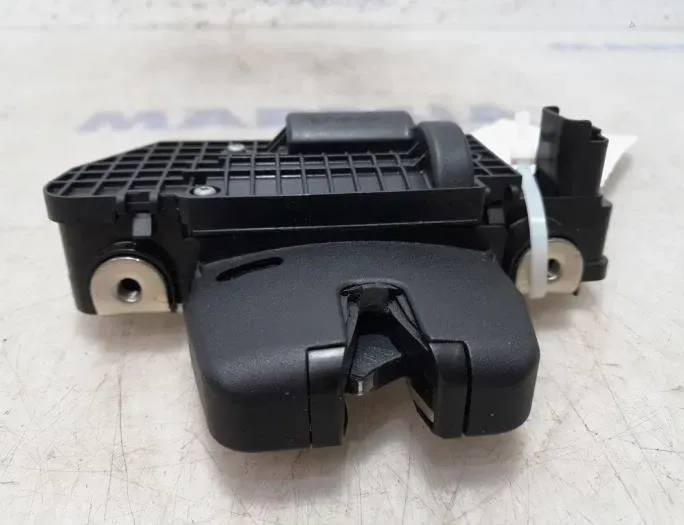 PEUGEOT 208 Peugeot 208 (2012-2015) Autres parties du corps 9151487499,9664648680,1013E,481011,8719F8 27780047