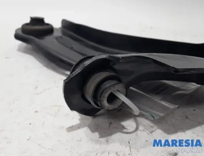 RENAULT Clio 4 generation (2012-2020) Fourche droite avant gauche 545052354R,545050399R 27783764