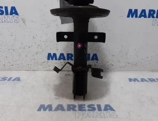 RENAULT Clio 4 generation (2012-2020) Amortisseur Avant Droit 543025760R,543889524R,543024644R,8660005862,543026988R 27785922