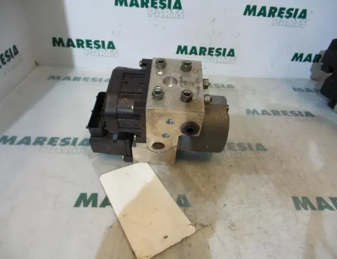 RENAULT Clio 2 generation (1998-2013) Pompe ABS 7701050132,0265216670,0273004621 27846199