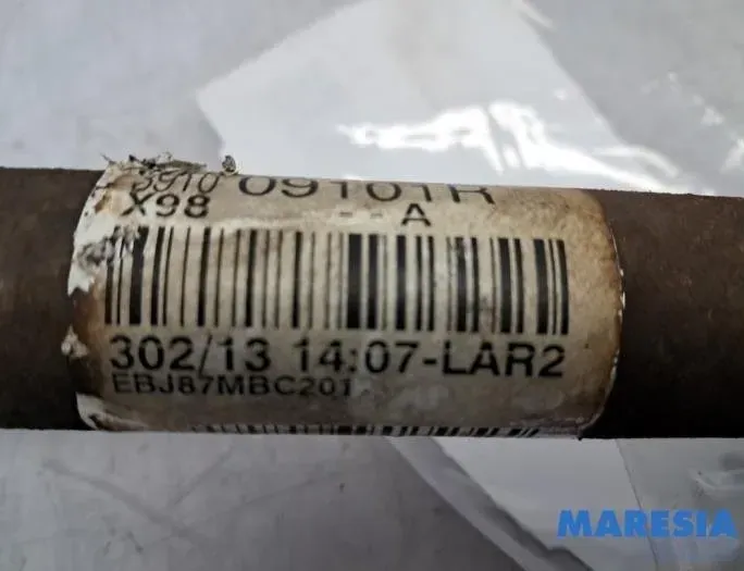 RENAULT Clio 4 generation (2012-2020) Arbre de transmission avant droit EBJ87MBC201,391008834R,391009101R 32243133