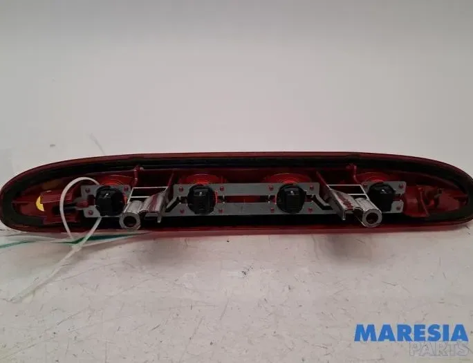 PEUGEOT 208 Peugeot 208 (2012-2015) Feu stop supplémentaire arrière 9674309080,009674309080 32828647