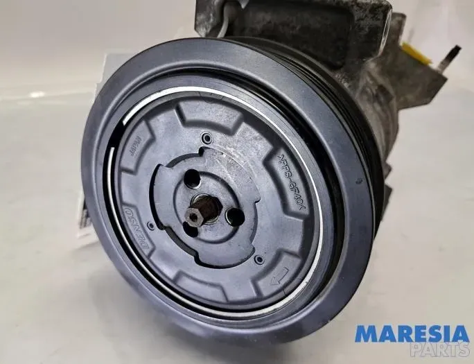 PEUGEOT 208 Peugeot 208 (2012-2015) Pompe de climatisation 9822184980,1622720380 33051095
