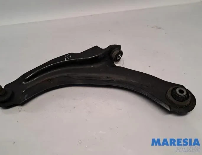 RENAULT Clio 4 generation (2012-2020) Fourche droite avant gauche 545050399R,545052354R,8660005376 33143527