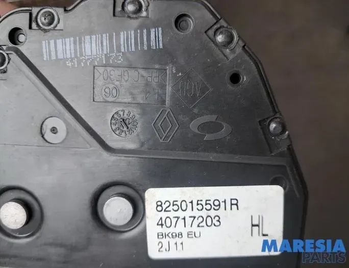 RENAULT Clio 4 generation (2012-2020) Autres parties du corps 825015591R,825015591 34998005