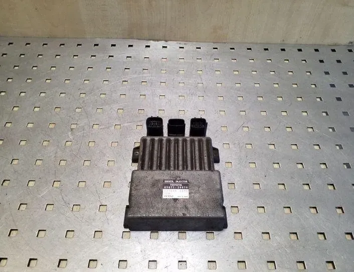 TOYOTA RAV4 3 generation (XA30) (2005-2012) Calculateur d'injecteurs de carburant 1310001371,8987120070 26068794