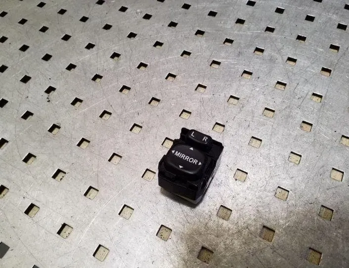 TOYOTA Prius 1 generation (XW10) (1997-2003) Commutateur de réglage du miroir 183574 26072220