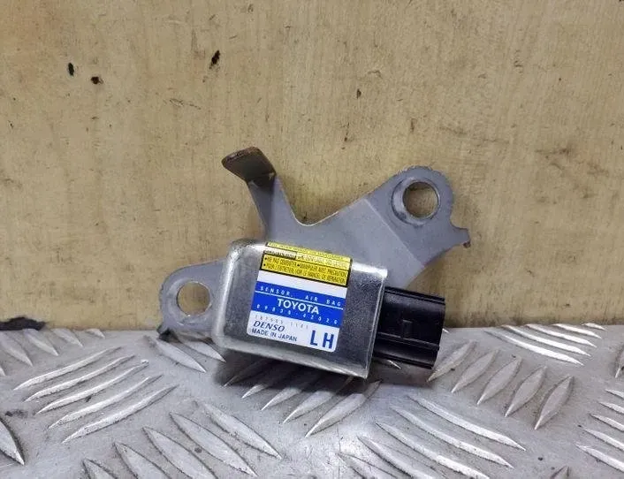 TOYOTA RAV4 2 generation (XA20) (2000-2006) Capteur d'impact latéral gauche 1879001141,8983042020 26134372