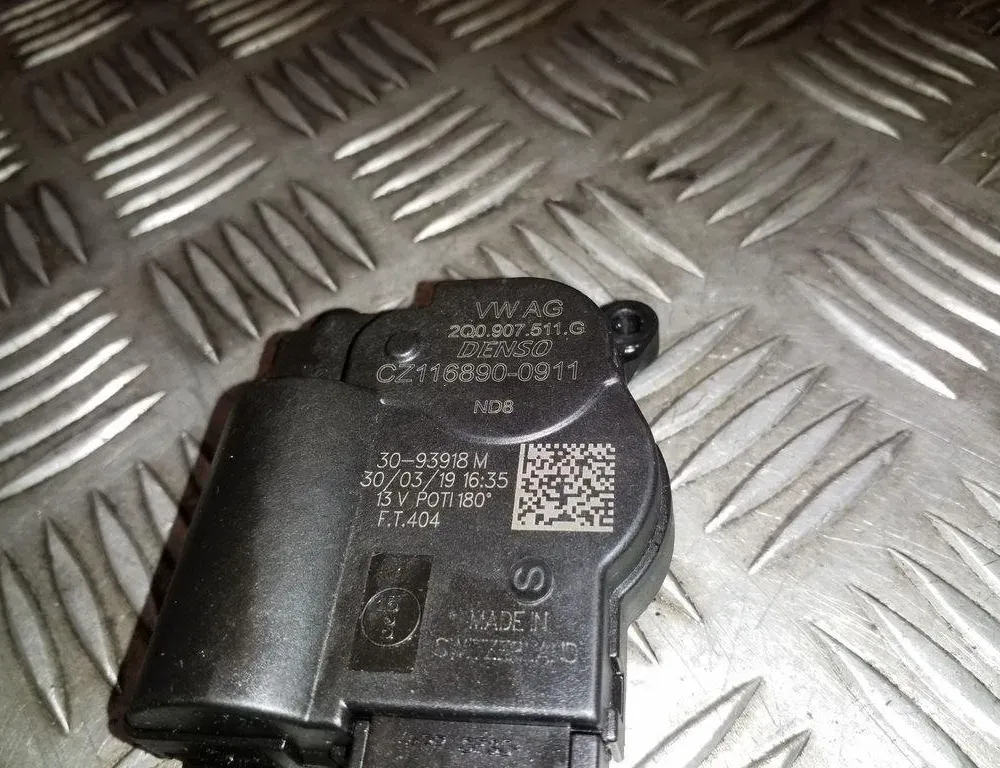 SKODA Octavia 3 generation (2013-2020) Actionneur de moteur de volet de chauffage intérieur 2Q0907511G,CZ1168900911 32153510