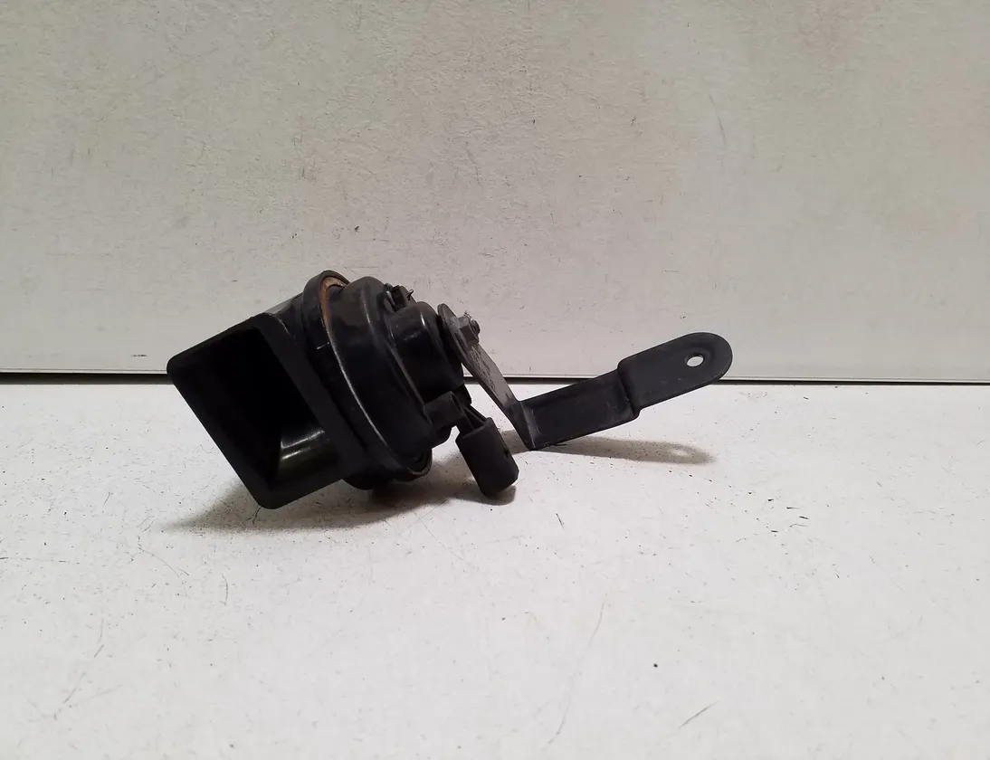 AUDI Q3 8U (2011-2020) Signal sonore 8U0951209 33085141