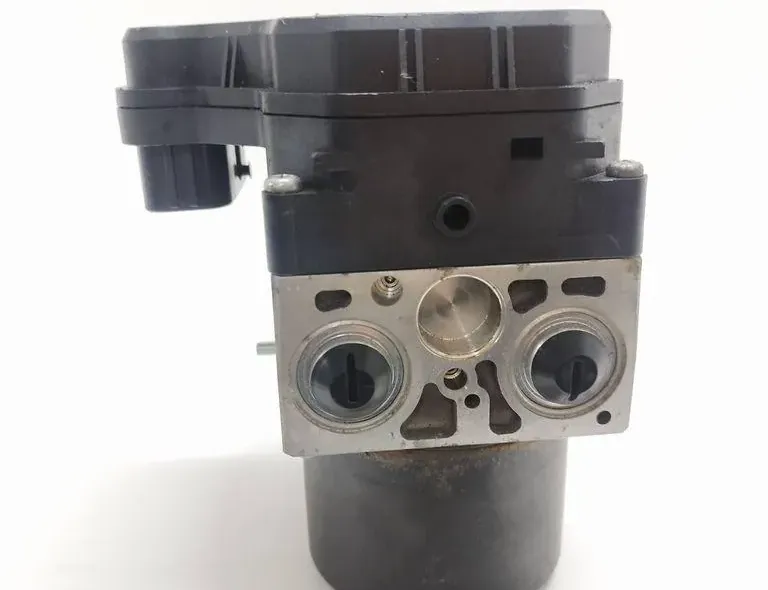LEXUS IS XE20 (2005-2013) Pompe ABS 4454053240 34872957