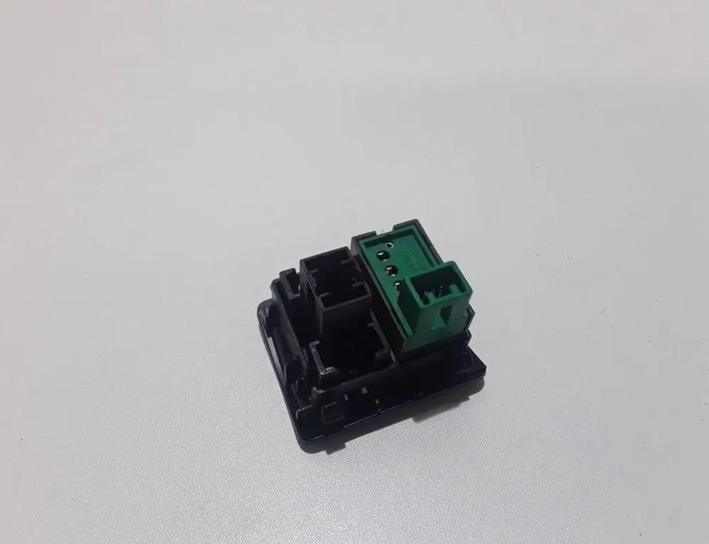 LEXUS IS XE20 (2005-2013) Commutateur ASR 15A895 34751706