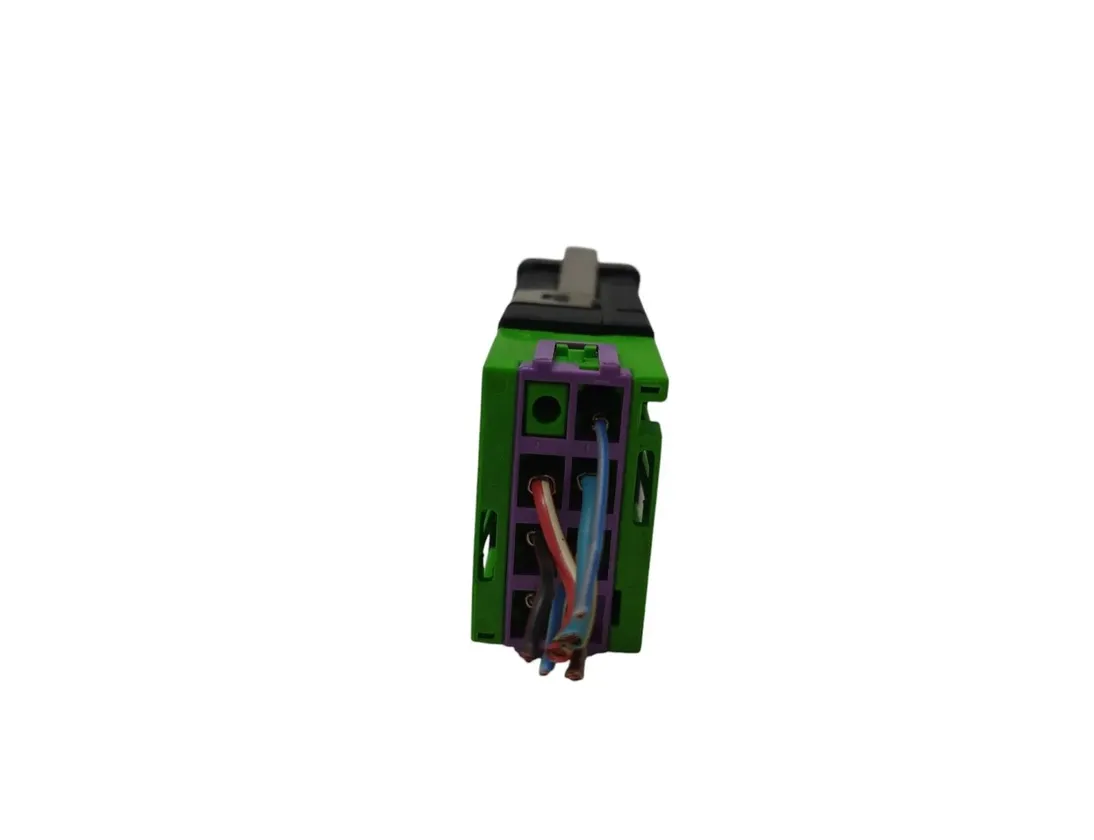 SKODA Superb 1 generation (2001-2008) Interrupteur de chauffage de siège 3U0963563 28524865