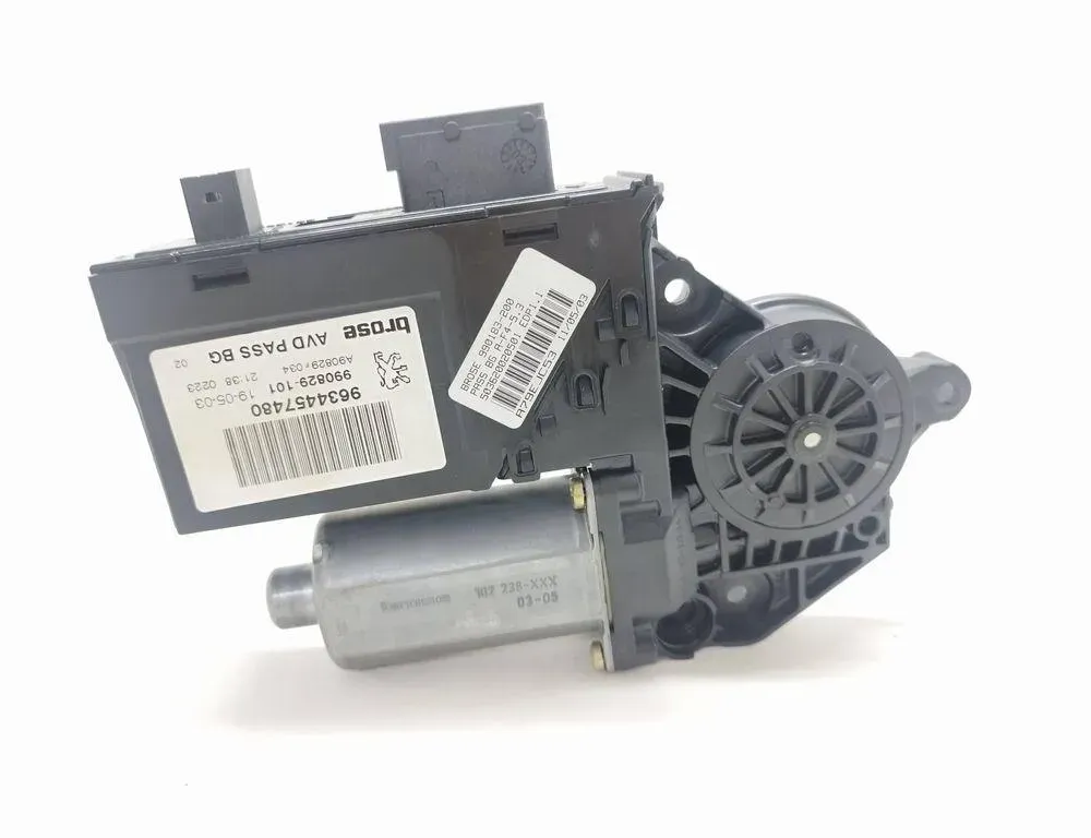 PEUGEOT 307 1 generation (2001-2008) Moteur de lève-vitre de porte avant gauche 9634457480 32933415
