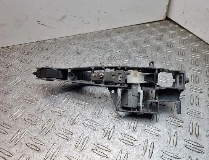 CITROËN C3 2 generation (2009-2016) Poignée extérieure de porte arrière gauche 9684561477,96861424577,9684560080 24176024