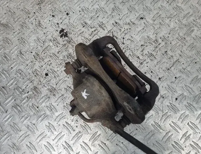 HYUNDAI ix35 1 generation (2009-2015) Étrier de frein avant gauche 24185331