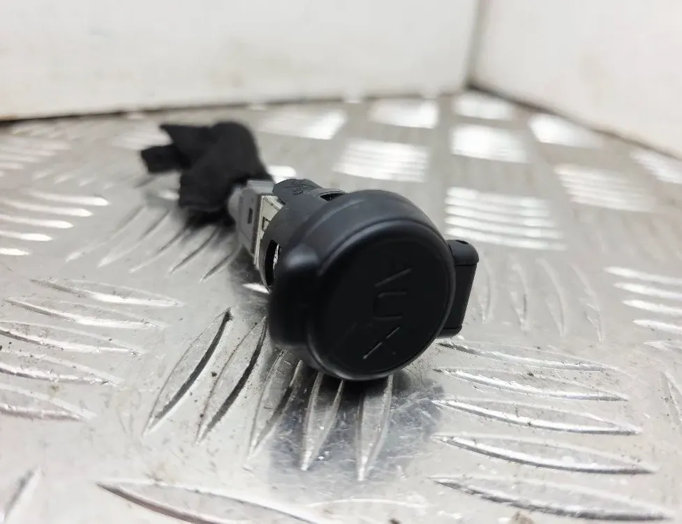 CITROËN C3 Picasso 1 generation (2008-2016) Connecteurs supplémentaires pour lecteur de musique 96647952XT,96645227XT 34743932