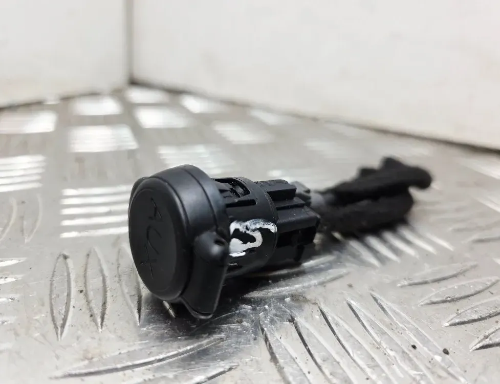 CITROËN C3 Picasso 1 generation (2008-2016) Connecteurs supplémentaires pour lecteur de musique 96647952XT,96645227XT 34743932