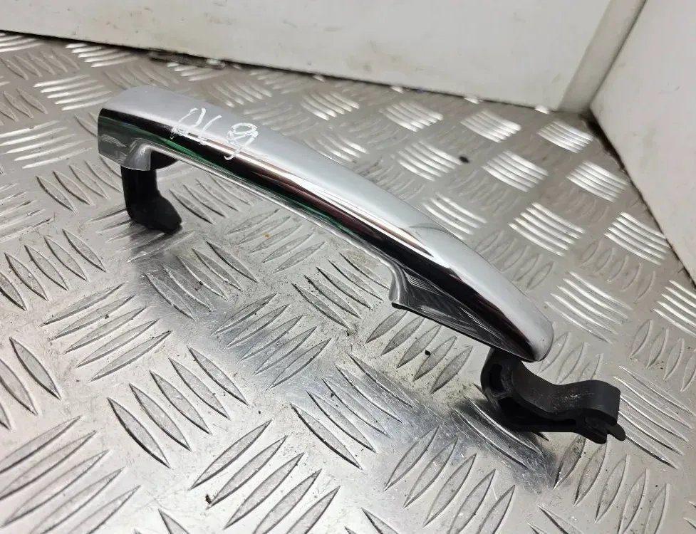 CITROËN C3 Picasso 1 generation (2008-2016) Poignée extérieure de porte arrière droite 96845614 34923876