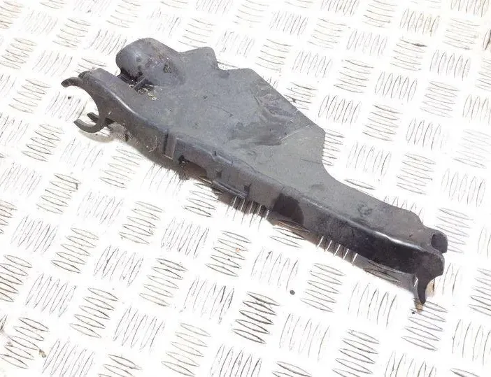 AUDI A5 F5 (2016-2024) Autres parties du corps 8W0505562 22238341