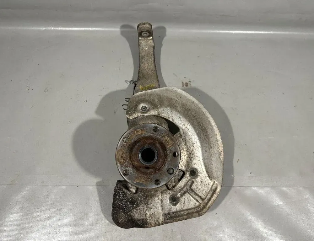 VOLKSWAGEN Touareg 2 generation (2010-2018) Moyeu de roue avant gauche 7P0407245A 31417635