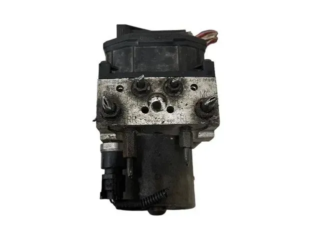 TOYOTA Corolla Verso 1 generation (2001-2009) Pompe ABS 895410F010,445400F010 26557487