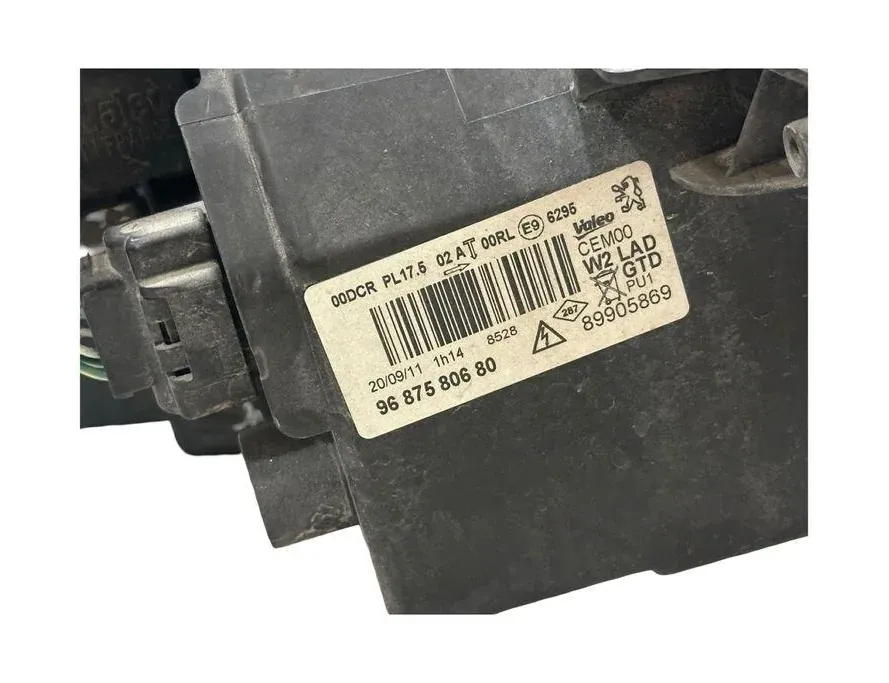 PEUGEOT 508 1 generation (2010-2020) Phare avant gauche 9687580680 33347105