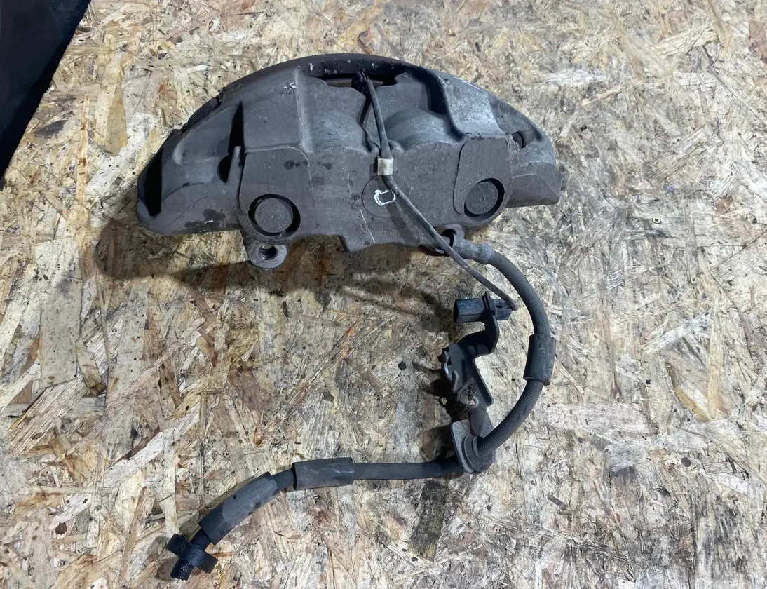 AUDI A8 D4/4H (2010-2018) Étrier de frein avant droit 34491507