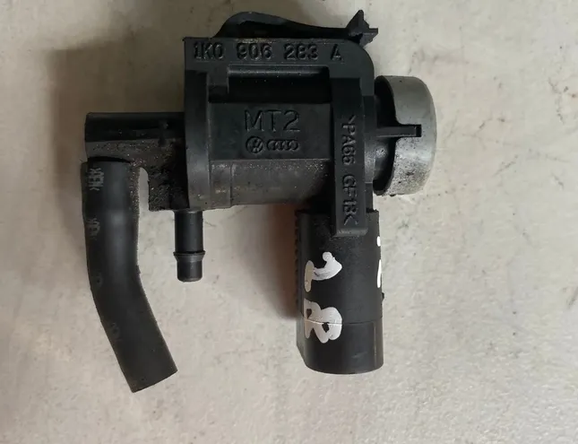 AUDI A6 C7/4G (2010-2020) Électrovanne 1K0906283 30771303
