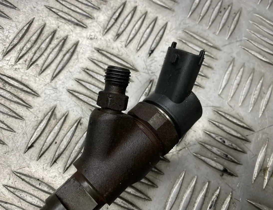 PEUGEOT 206 1 generation (1998-2009) Injecteur de carburant 9653594280 21760121