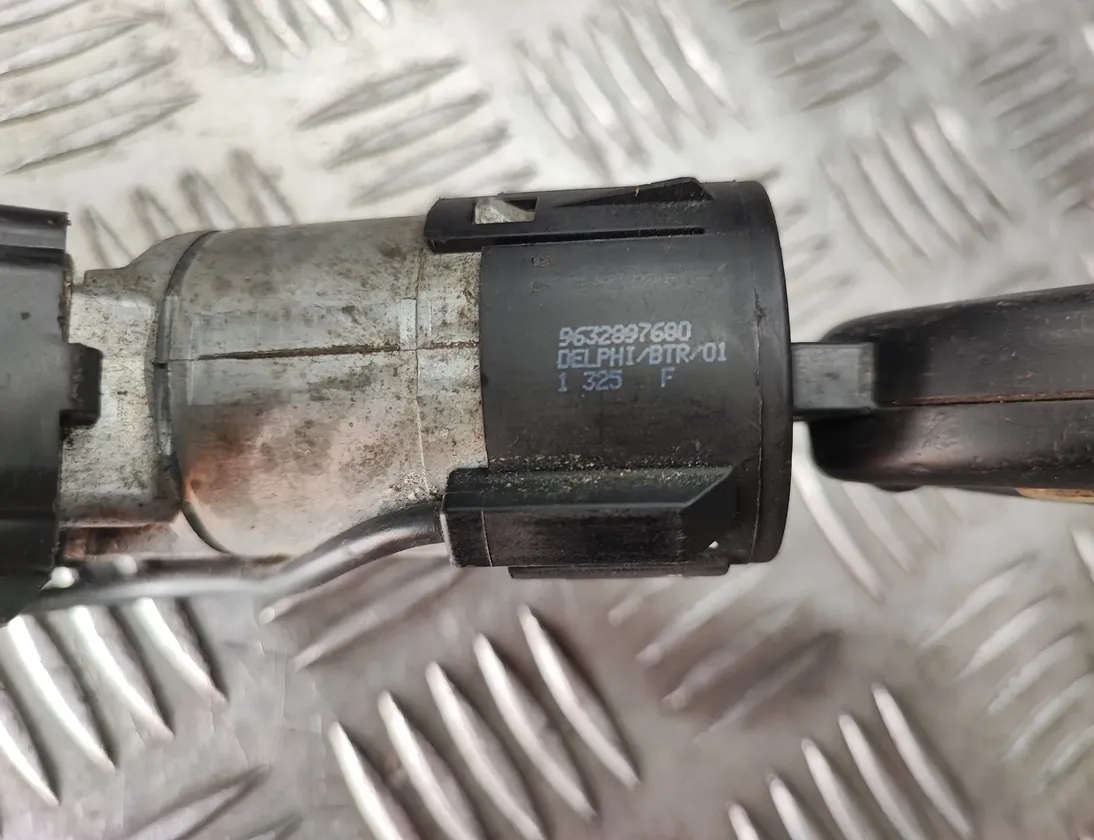 CITROËN C5 1 generation (2001-2008) Serrure d'allumage 9632897680 25433324