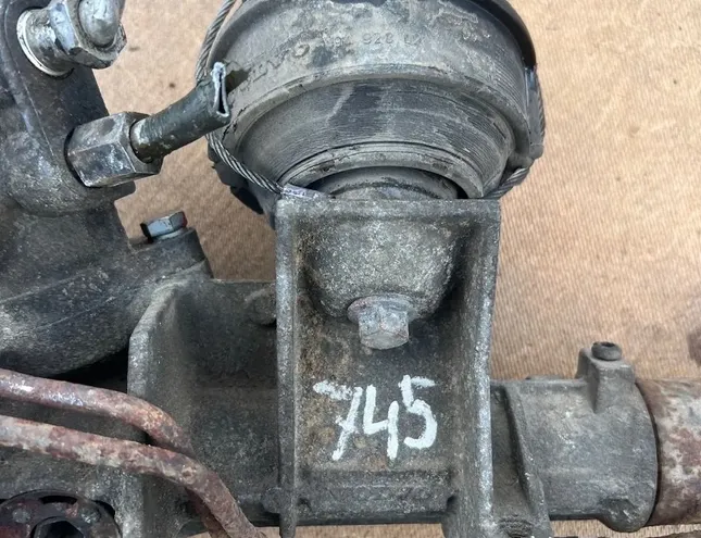 VOLVO V70 1 generation (1997-2000) Crémaillère de direction P8638614 32197129