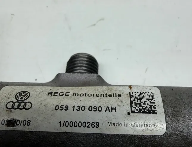 AUDI A6 C6/4F (2004-2011) Rampe de carburant 059130090AH 34293698