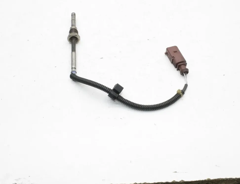 AUDI A8 D4/4H (2010-2018) Capteur de température des gaz d'échappement 4H0906088AB 24559321