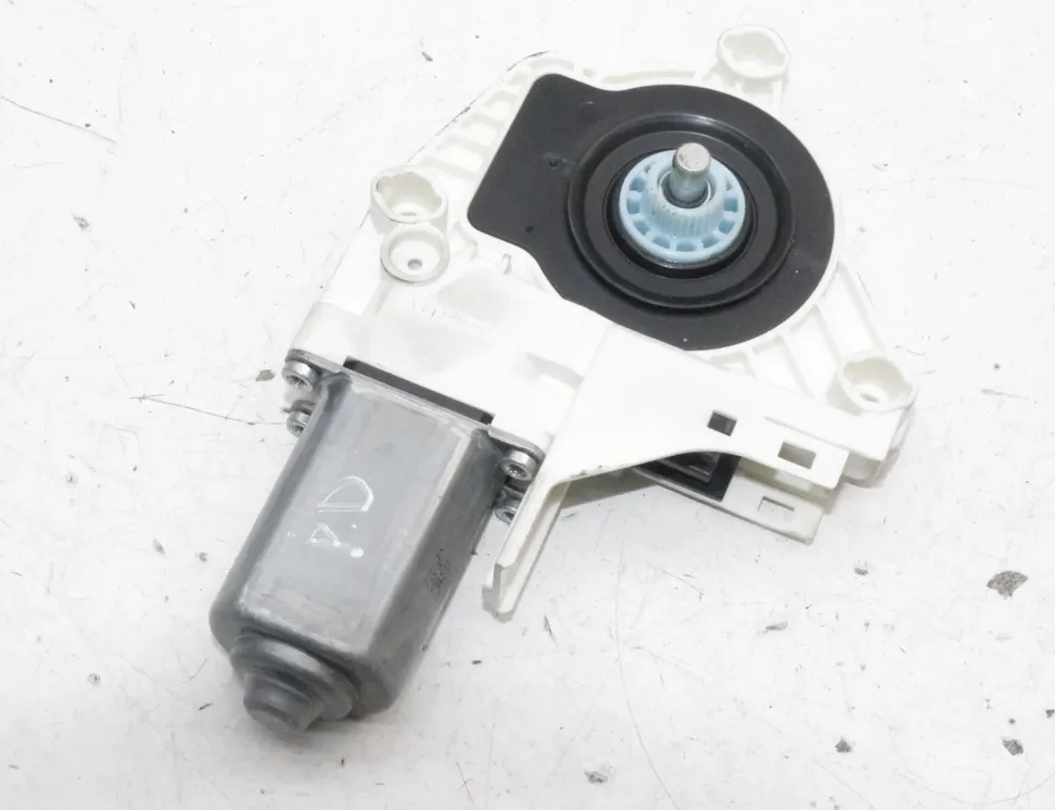 AUDI Q3 8U (2011-2020) Moteur de commande de vitre de porte avant droite 8K0959802B 25405726