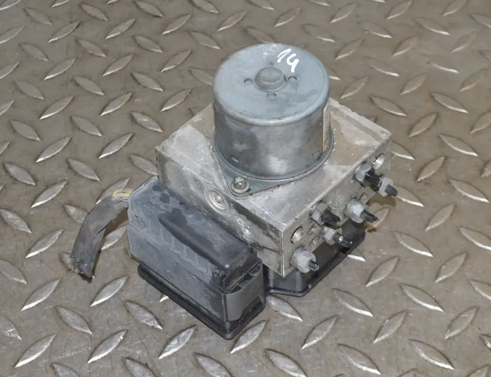 MINI Countryman 1 generation (R60) (2010-2016) Pompe ABS 9813345 13727663