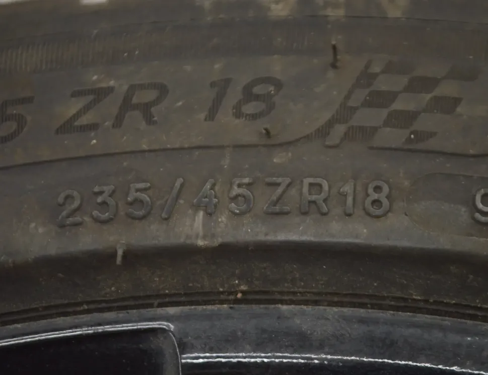 TESLA Model S 1 generation (2012-2024) Roue ET40,8JX18 15032007