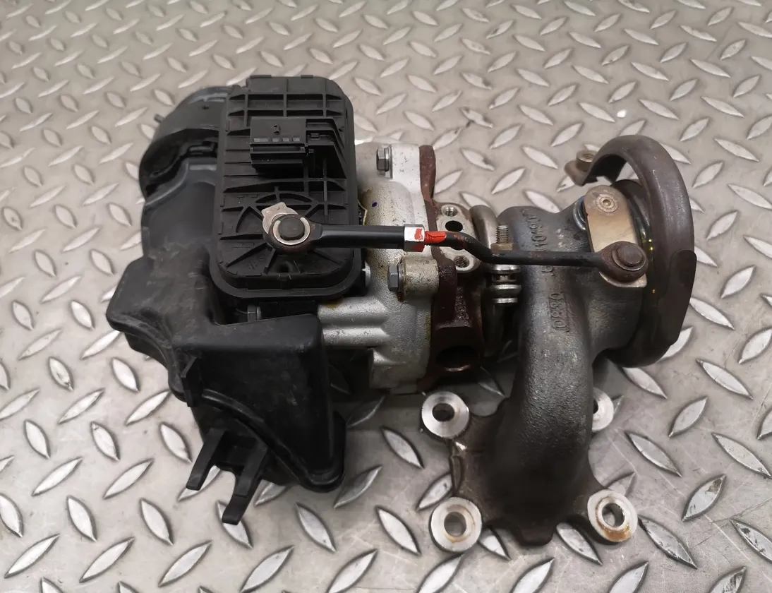 VOLKSWAGEN Golf 7 generation (2012-2024) Turbocompresseur 04C129656,04E145725CH,04C145703 27970857
