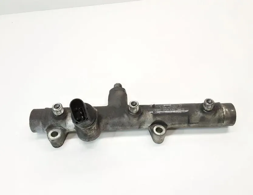 AUDI A6 C8/4K (2018-2024) Rampe de carburant 059130089D 33625922