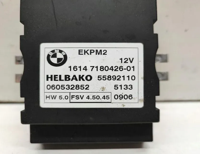 BMW 1 Series E81/E82/E87/E88 (2004-2013) Contrôle de la pompe à carburant 7180426 33632036