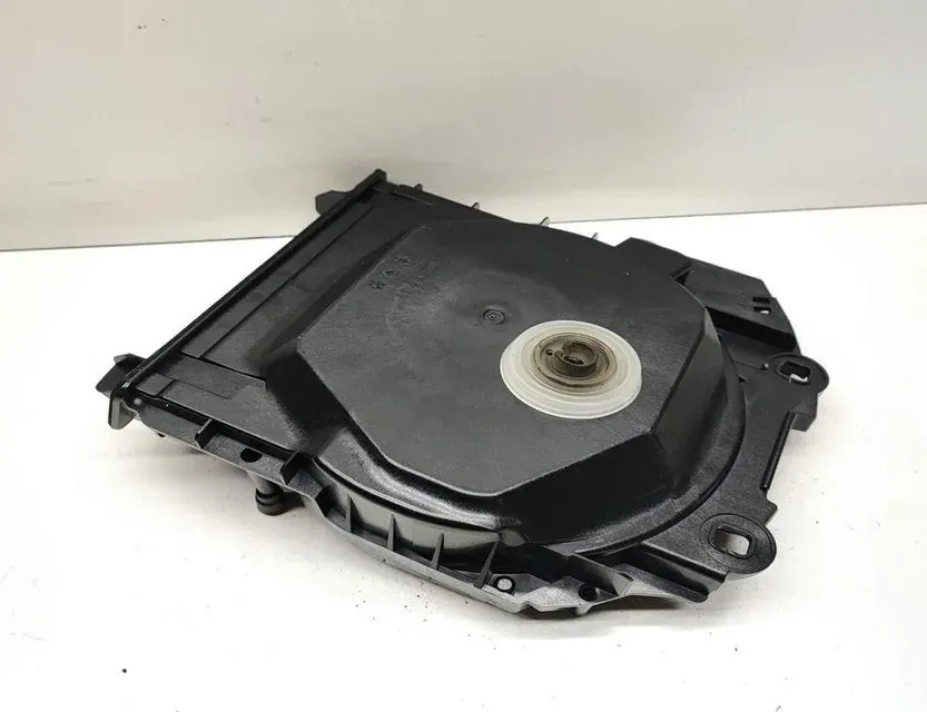 BMW 5 Series F10/F11 (2009-2017) Caisson de basses 9195199 33635610