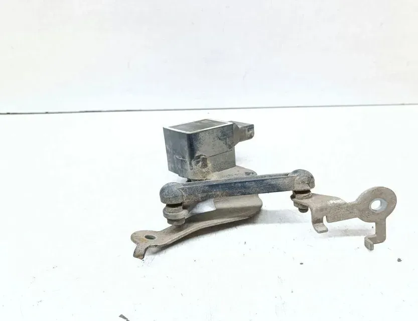 BMW 1 Series E81/E82/E87/E88 (2004-2013) Capteur de niveau avant gauche 6784694 33644328