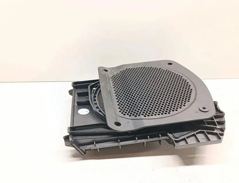 BMW 5 Series F10/F11 (2009-2017) Caisson de basses 9195199 33645576