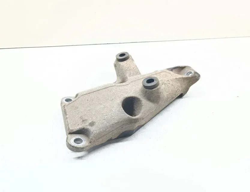 BMW 3 Series E90/E91/E92/E93 (2004-2013) Support moteur côté droit 6776529 33648952