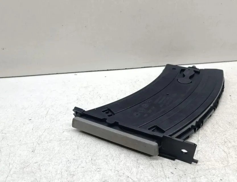 BMW 3 Series E90/E91/E92/E93 (2004-2013) Porte-gobelet 7127406 33653392