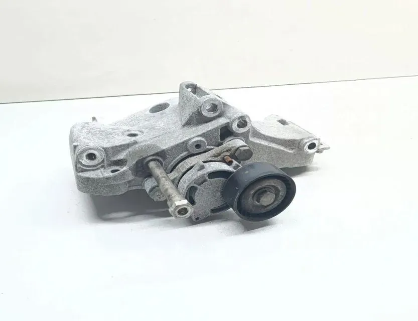 BMW 4 Series F32/F33/F36 (2013-2020) Support d'alternateur 7619250 33703384