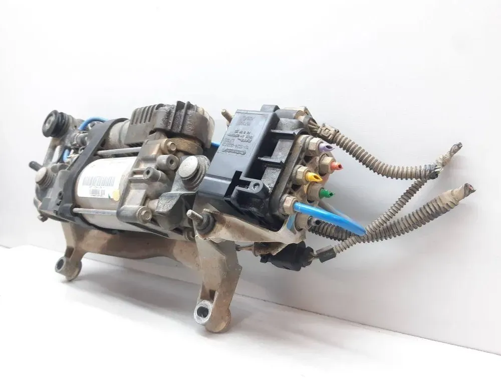 PORSCHE Cayenne 958 (2010-2018) Compresseur de suspension 7P0616006E 33738339