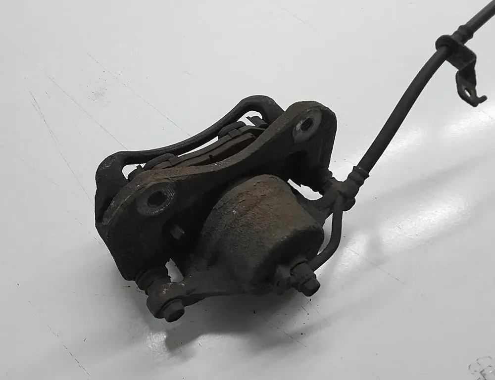 HYUNDAI ix35 1 generation (2009-2015) Étrier de frein avant gauche 581102Y000 30924682