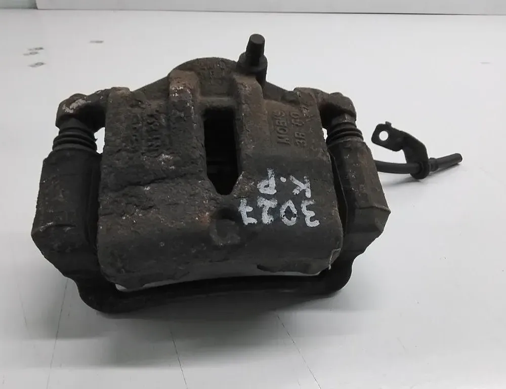 HYUNDAI ix35 1 generation (2009-2015) Étrier de frein avant gauche 581102Y000 30924682