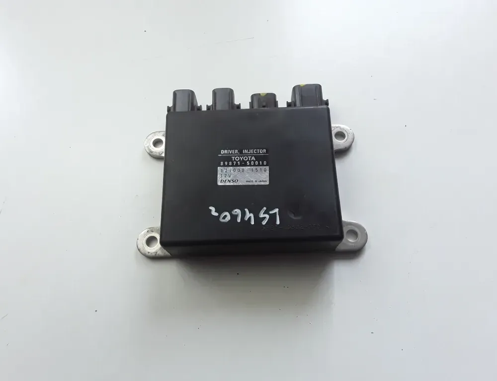 LEXUS LS 4 generation (2006-2020) Unité de commande de pompe à carburant 8987150010 34953762